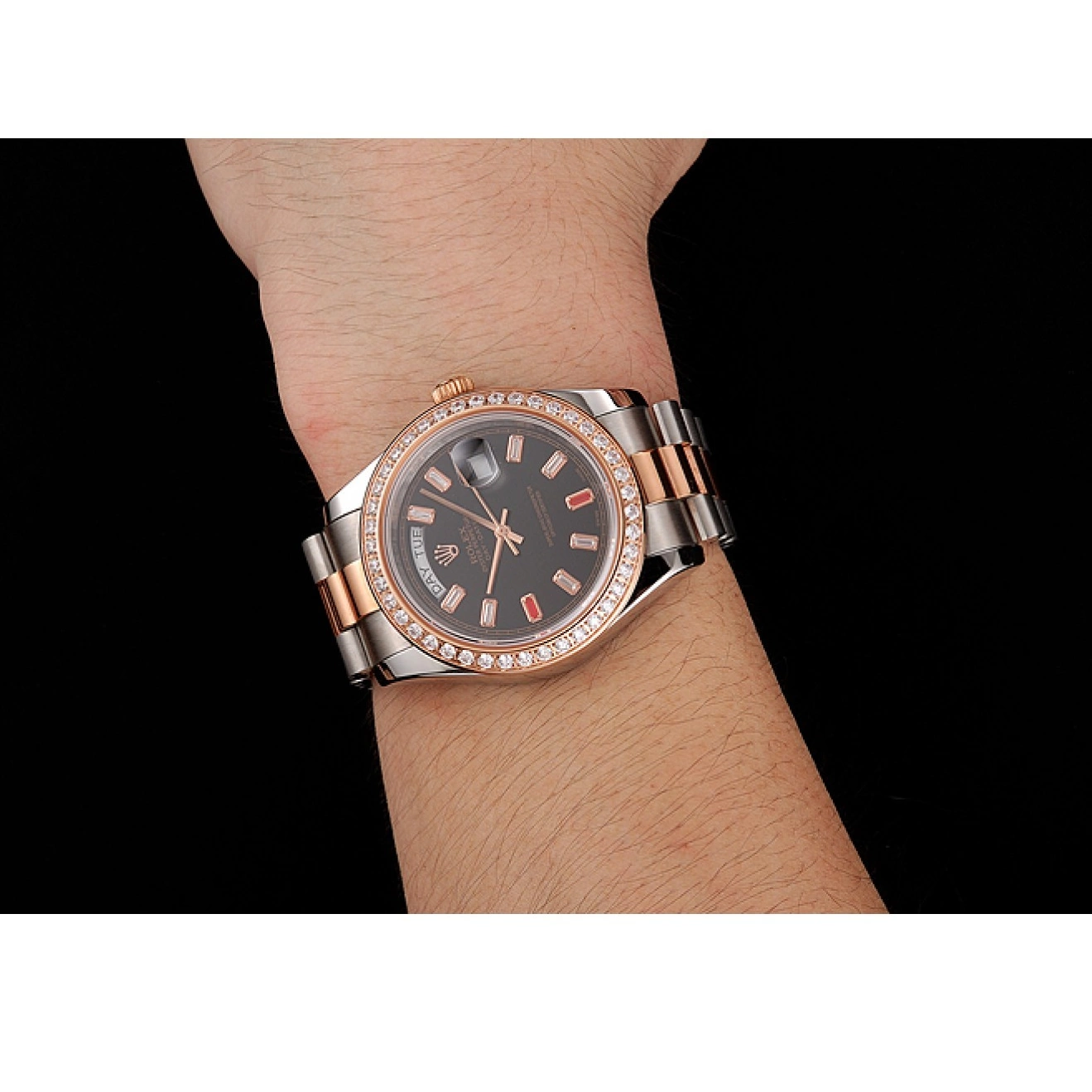 Aaa replica watch Rubies Rose Steel And Rolex Bracelet Dial 1454106 Black Diamonds Day-Date And Swiss Gold Staineless 0820